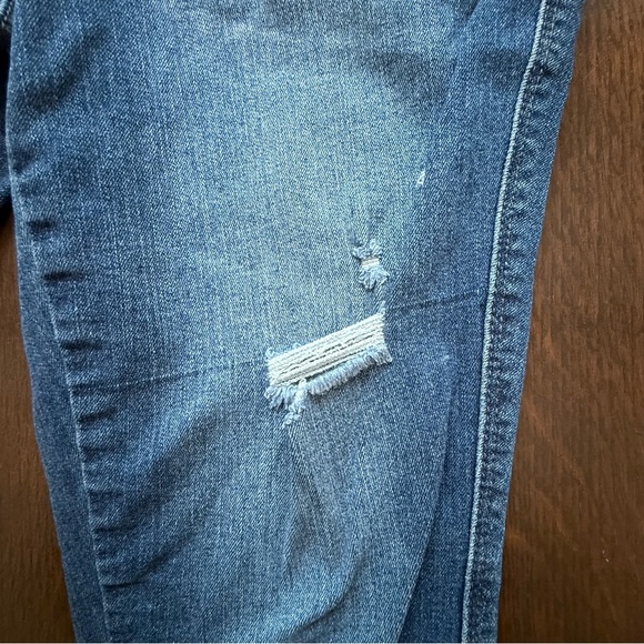 1822 Women's Distressed Skinny Blue Jeans size 8/29 - Picture 11 of 14